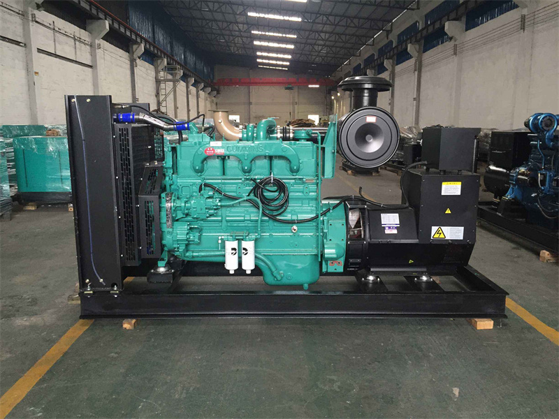 汕头柴油发电机组过载运行时降低转速有哪些注意事项？